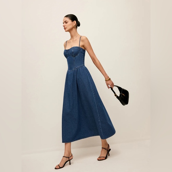 Commense Dresses & Skirts - NWT COMMENSE Sweetheart Collar Denim Dress